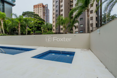 Image 15 - 1011934