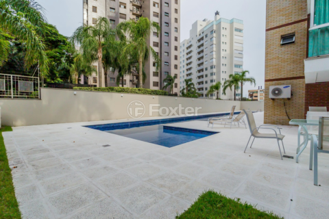 Image 16 - 1011934