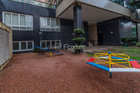 Image 44 - 306878