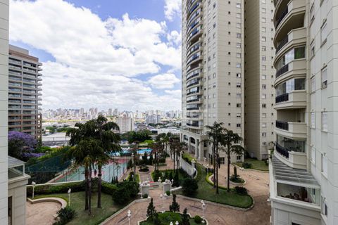 Image 37 - 933703