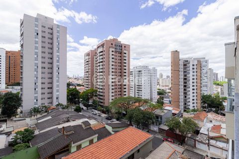 Image 39 - 933703