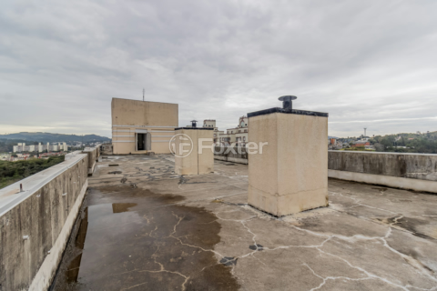 Image 52 - 987410