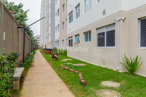 Image 34 - 1005240