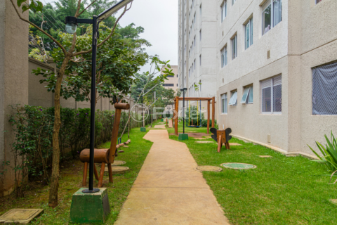 Image 35 - 1005240