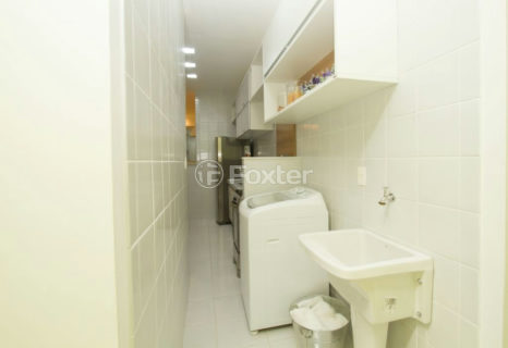 Image 7 - 189043
