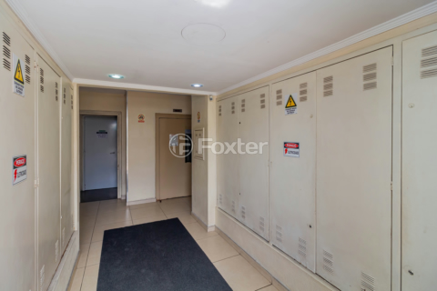 Image 35 - 1017165