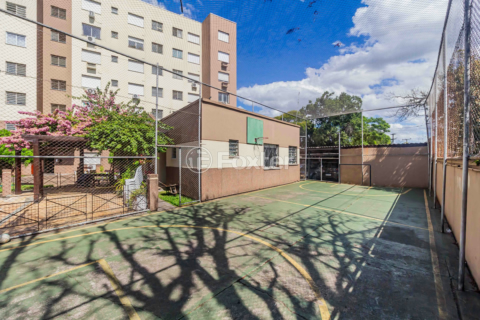 Image 43 - 1017165