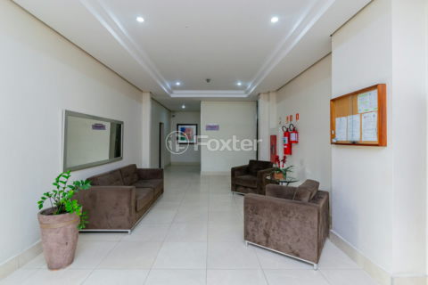 Image 65 - 964999