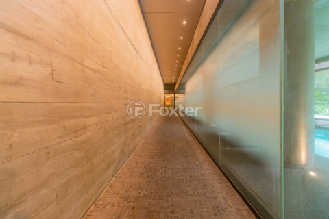 Image 61 - 984548