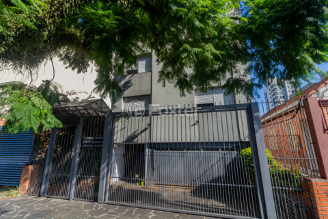 Image 35 - 990596