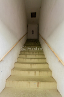 Image 8 - 190049