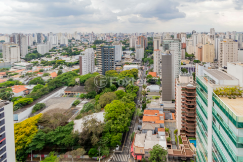 Image 40 - 956615