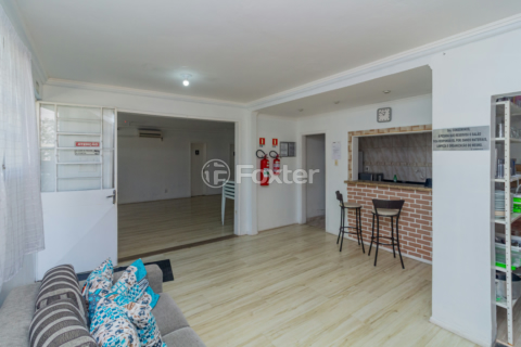 Image 31 - 998214