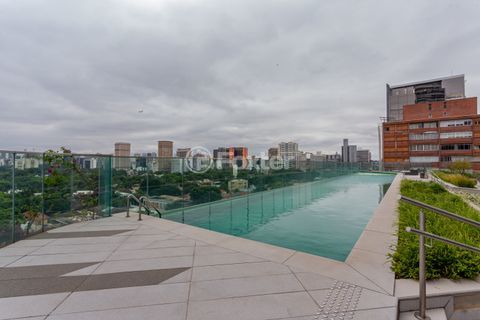 Image 35 - 888963