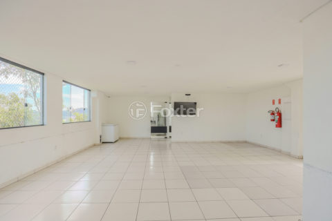 Image 33 - 1015860