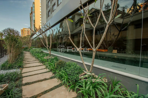 Image 90 - 999617