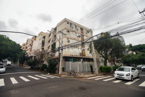 Image 33 - 962346