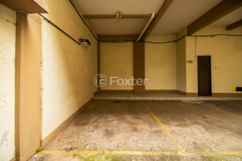 Image 43 - 962346