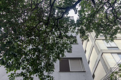 Image 18 - 1006634