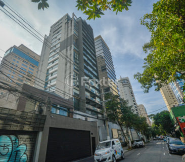 Image 11 - 1008415