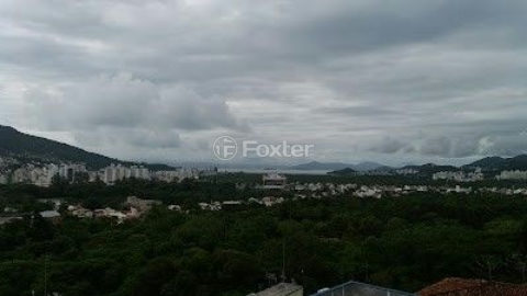 Image 3 - 932718