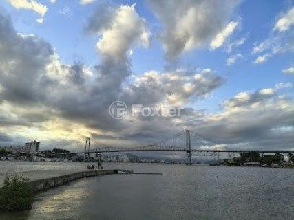 Image 24 - 972930
