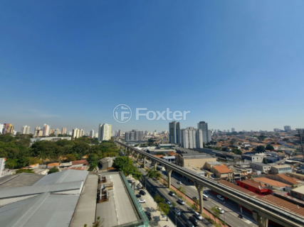 Image 70 - 898537