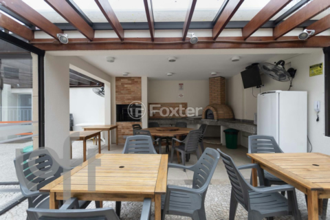 Image 72 - 898537