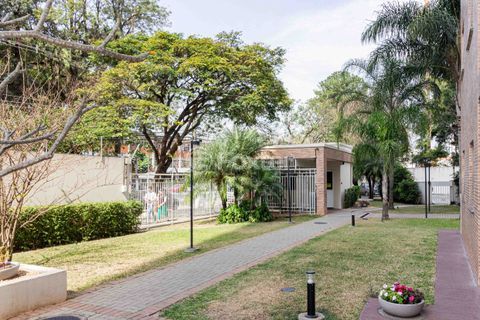 Image 27 - 718362