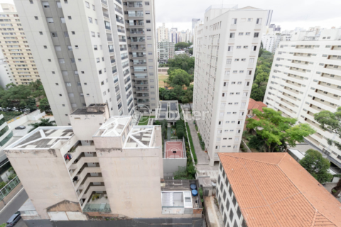 Image 47 - 965008