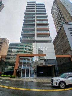 Image 8 - 1011741