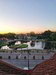 Image 26 - 248257