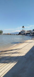 Image 62 - 833596