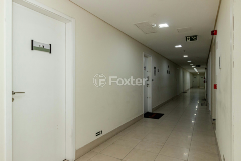 Image 23 - 915179