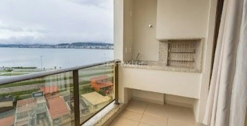 Image 32 - 965550