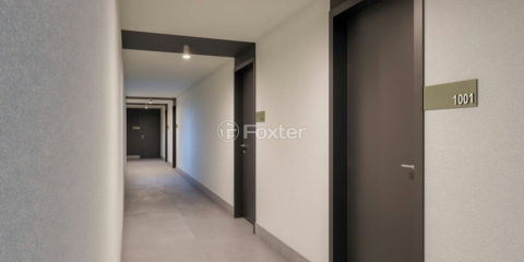 Image 3 - 1017705