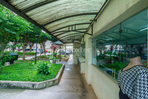 Image 25 - 335254