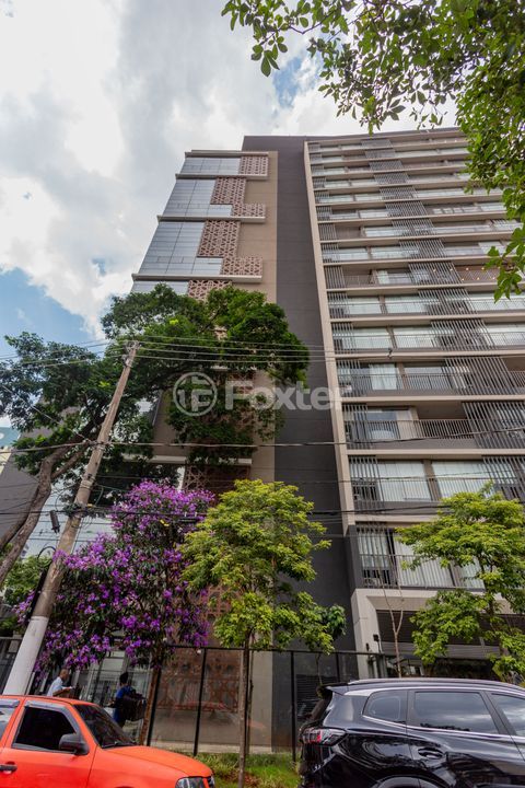Image 45 - 965007