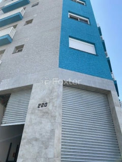 Image 7 - 915194