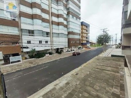 Image 24 - 883197