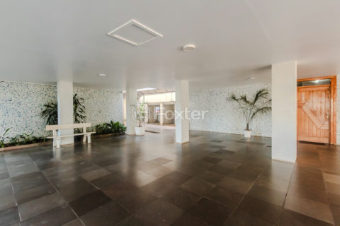 Image 43 - 1017135