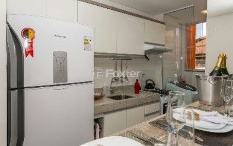 Image 34 - 273702