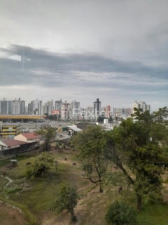 Image 25 - 1000954