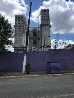Image 17 - 928058