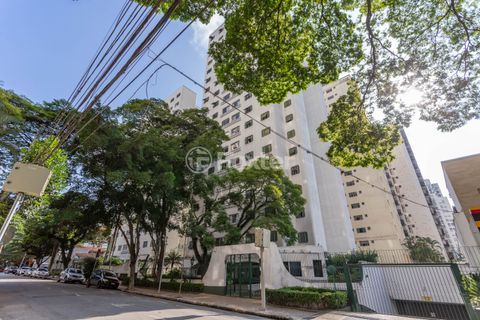 Image 37 - 958075