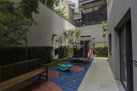 Image 43 - 916660