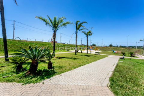 Image 17 - 1017596