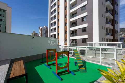 Image 32 - 1021685