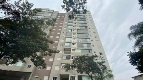 Image 40 - 1015908