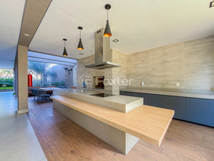 Image 38 - 322640